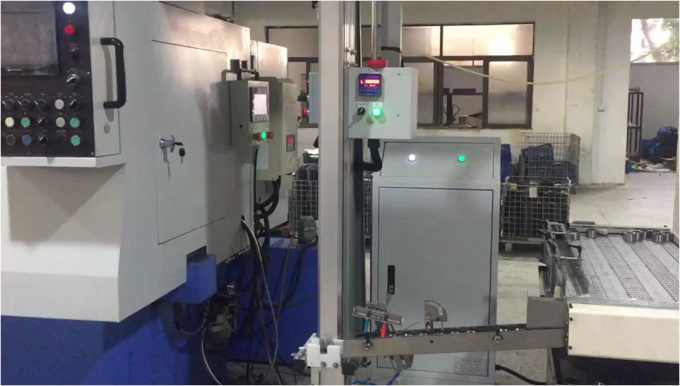 AF25372 Bộ lọc nhiên liệu xe tải Hepa Polyester Bộ lọc khí nạp ô tô tự động 6